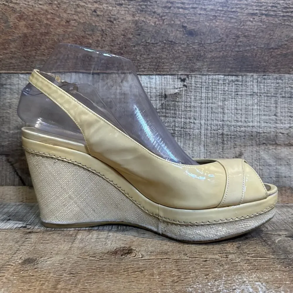 Stuart Weitzman Patent Leather Tan Wedge Slingback Heels Peep Toe Size 8 - Picture 5 of 14